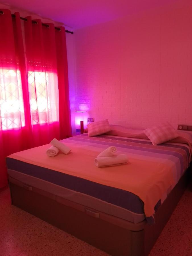 Rooms Pineda Pineda de Mar Esterno foto